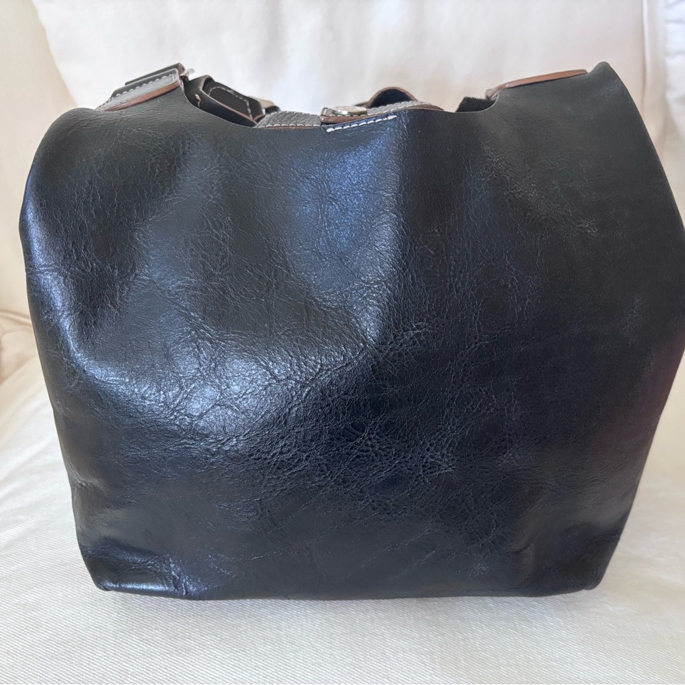 Tous Black Leather Shoulder Bag with Contrast Stitching - Picture 2 of 7